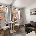 Weisse Stadthaus