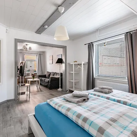 Weiße Stadthaus * Wesselburen