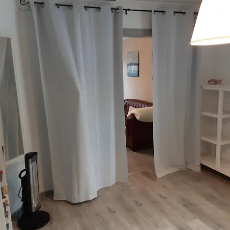 Weisse Stadthaus Apartment *
